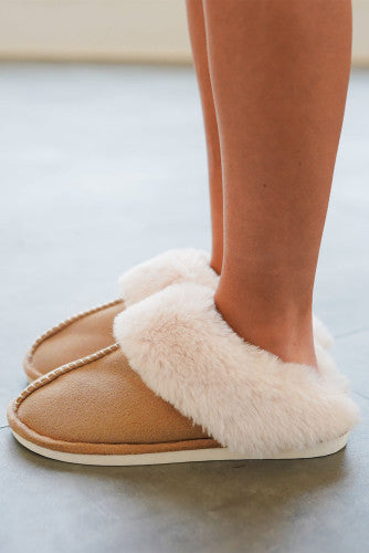 Camel slippers with fur